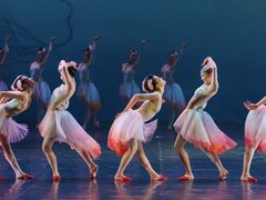 -交通银行前滩31演艺中心