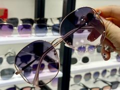 -沫芮眼镜·蔡司官方授权店(人民广场店)