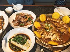 -五谷丰登农家院·地道胶东菜·海鲜烧烤(威海店)