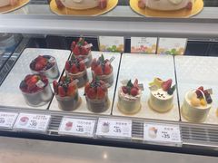 -花花卷卷·鲜食蛋糕(静安久光百货店)