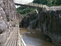 android_upload_pic-百里山水画廊乌龙峡谷