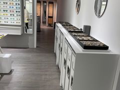 -目艮眼镜SHOWROOM(品牌集合店)