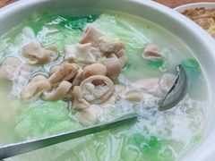 -茅屋大酒店