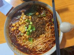 -丁丁猫重庆小面(徐州路店)