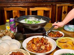 -芦茨金富饭庄·25年老字号·专做稻草鸡