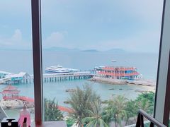 -蜈支洲岛珊瑚酒店临海阁中餐厅