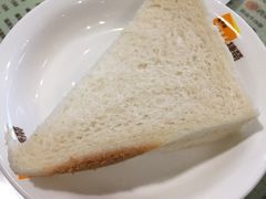 牛油方包-广东烧味餐厅(盛芳街店)