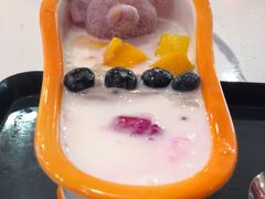 -香港粤北鼻咸食甜品(上海临港店)