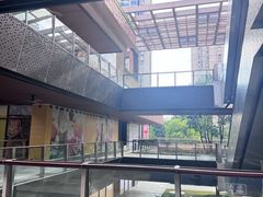 -瑞虹新天地月亮湾