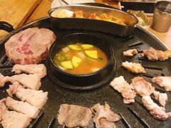 -江南猪肉商会无限续吃(弘大店)