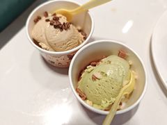 -金马门国际美食百汇(珞喻路店)