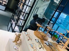 -Trend1881视光·蔡司视觉(领展广场店)