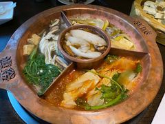 -滇釜火锅·能喝汤的火锅(车公庄店)