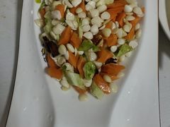 -海派美食·家宴海鲜青岛菜·石锅鲽鱼头(东方城店)