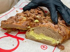 -HOT CRUSH趁热集合·现烤面包(上海环球港店)