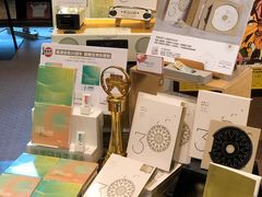 -诚品(信义店)