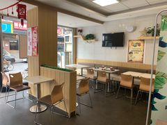 大堂-华莱士·全鸡汉堡(五爱道店)