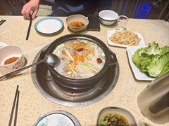 -九寨特色牦牛肉汤锅 羊肉汤锅