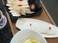 -井格重庆火锅(临平银泰城店)