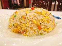 扬州炒饭-鑫巴蜀小镇 · 水煮鱼专研店(玉桥店)