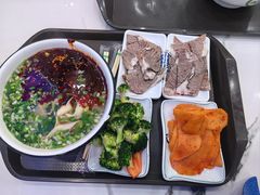 -伊穆祥牛肉面总店·清真