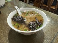 -街头顶黄记馄饨王(中山中路店)