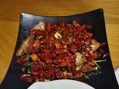 -隔壁老王·家常云南菜(花巷店)