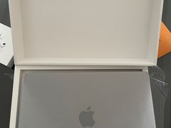 -Apple零售店(华贸购物中心店)