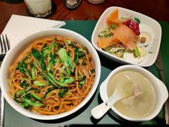 -中航泊悦酒店·云庭咖啡厅(虹桥机场T2店)