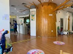-乐融婴幼儿成长中心(四季青校区)