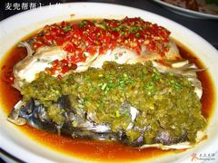 鸳鸯鱼头王（配面）--48元-望湘园·湖南菜(宏伊店)