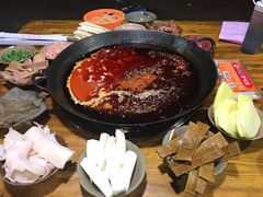 -星鸿社重庆老火锅