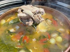 -阿山卓·野生菌火锅·纳西火塘烤肉