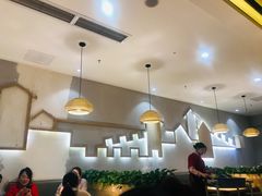 大堂-守柴炉烤鸭(科华中路王府井店)