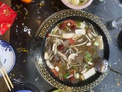 -尚品牛味汤锅火锅(康定总店)