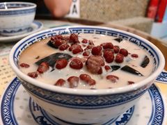 台湾烧仙草-广信牛奶甜品世家(台东店)