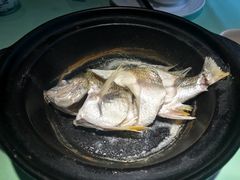油盐焗还立鱼-百味馆·粤菜·湛江菜(后海花园店)