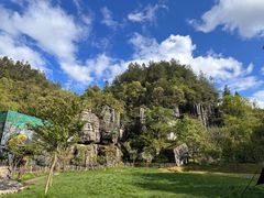 -梭布垭石林景区