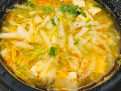 -闫家驴肉老店(华电一校店)