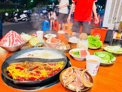 -赵美丽·重庆社区火锅·直营店(火车东站·中豪国际店)