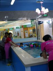 -子木乐园婴儿游泳馆(水晶港店)