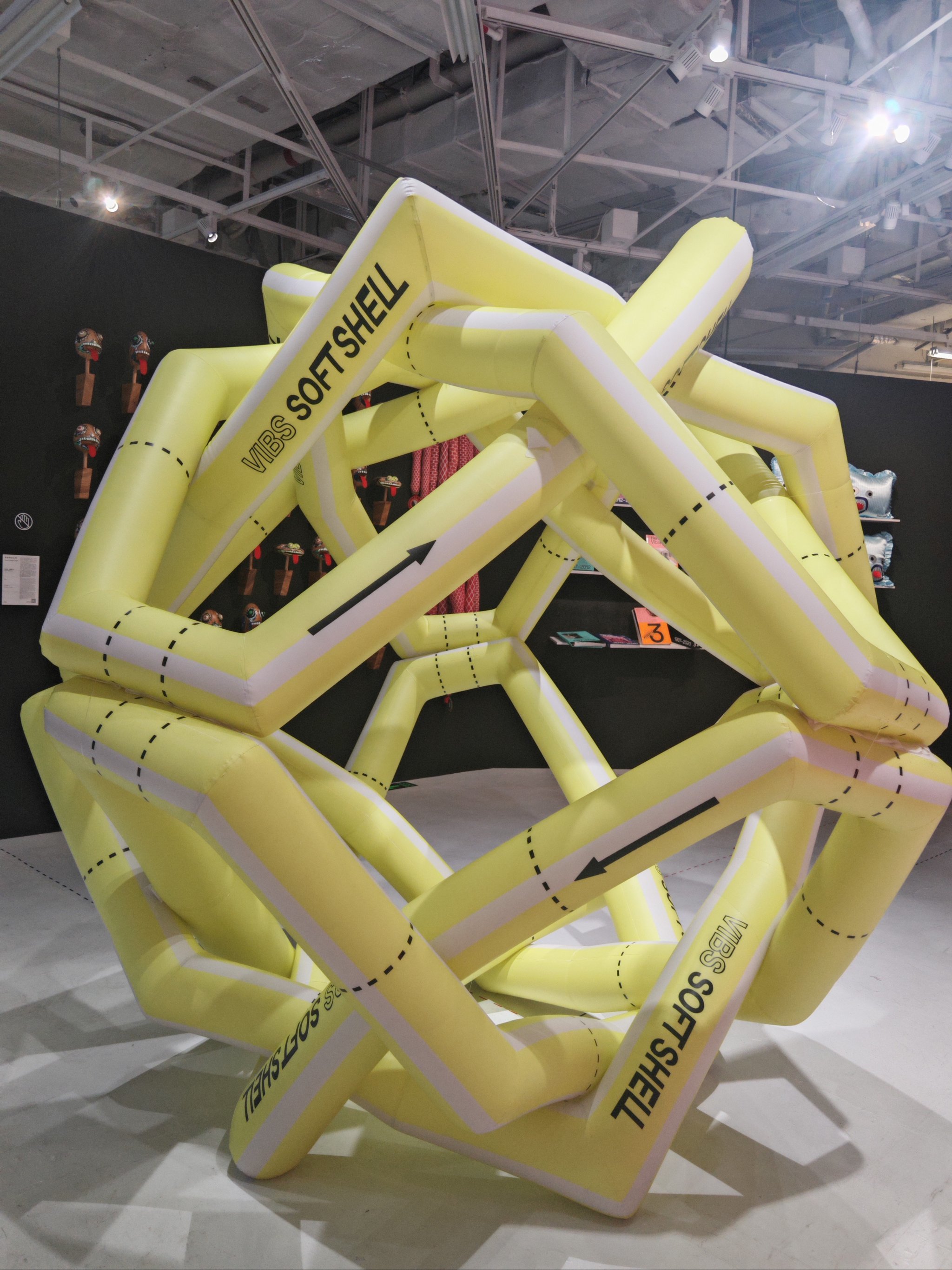 广州k11😍跨界艺术大展奏响狂想曲