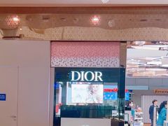 -王权免税店(清迈机场店)