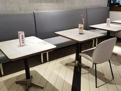 大堂-必胜客(WOW玉泉远洋店)