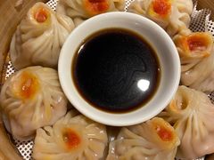 蟹黄汤包-周家二小姐的菜(西津渡店)