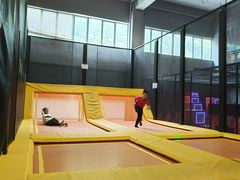 -嗨翻Hi-Fun竞技主题乐园·蹦床亲子生日轰趴(国光1937店)