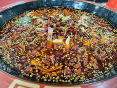 -烧哥美蛙肥肠鱼火锅·十五年社区店