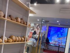 -焙丽拾光(麦凯乐直营店)
