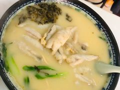 招牌黄鱼面-明呈黄鱼面馆(斜土路店)