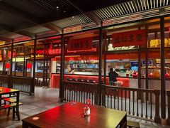 -丽华园·武汉地标楚菜餐厅(青山江滩店)